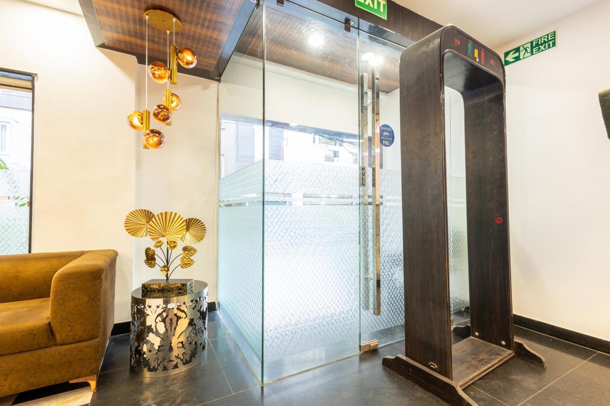 Hotel Cosmo Near Blk Hospital Karol Bagh Delhi  Eksteriør bilde