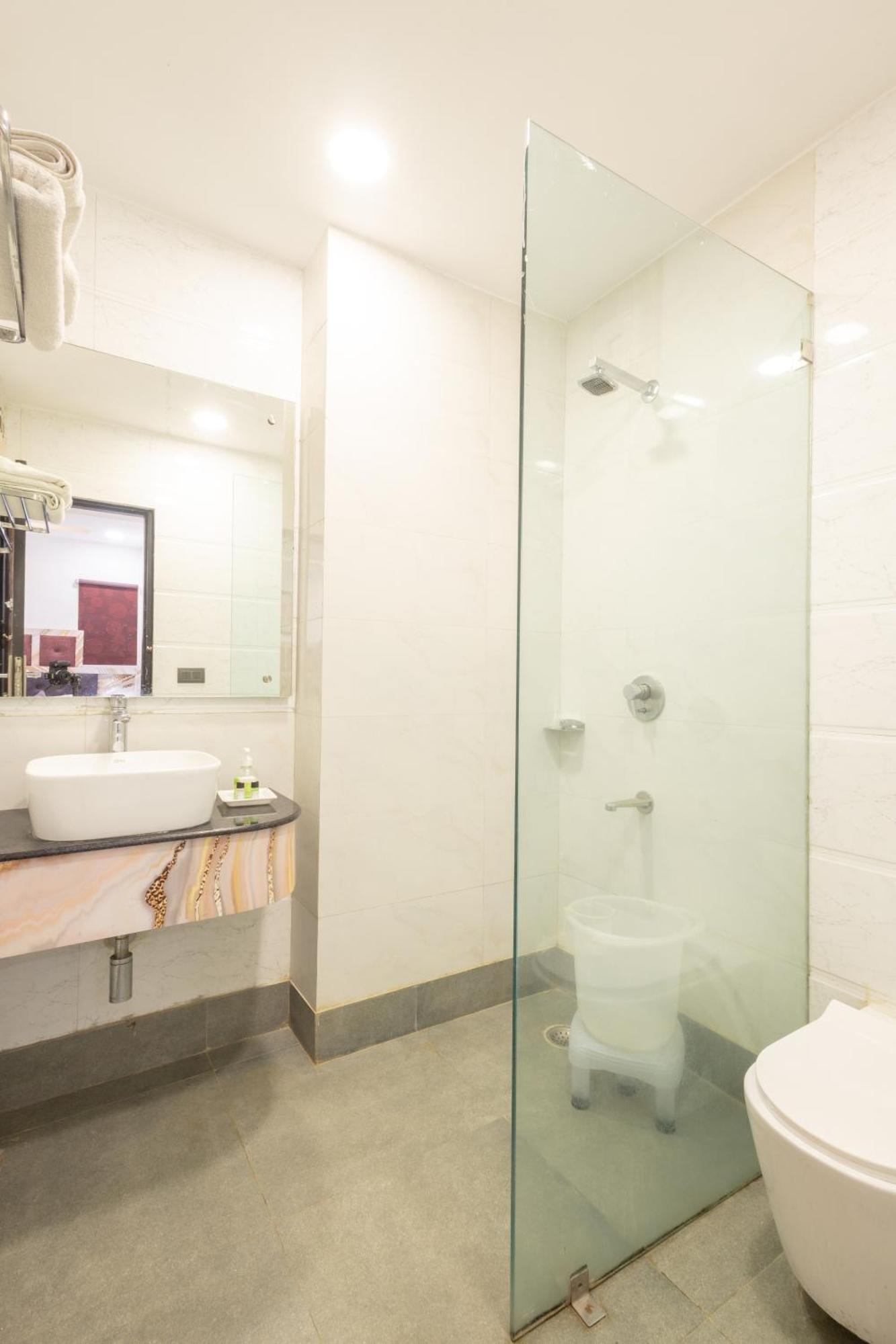 Hotel Cosmo Near Blk Hospital Karol Bagh Delhi  Eksteriør bilde