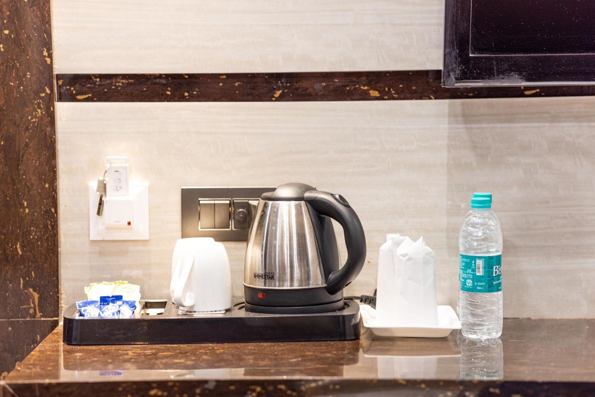 Hotel Cosmo Near Blk Hospital Karol Bagh Delhi  Eksteriør bilde