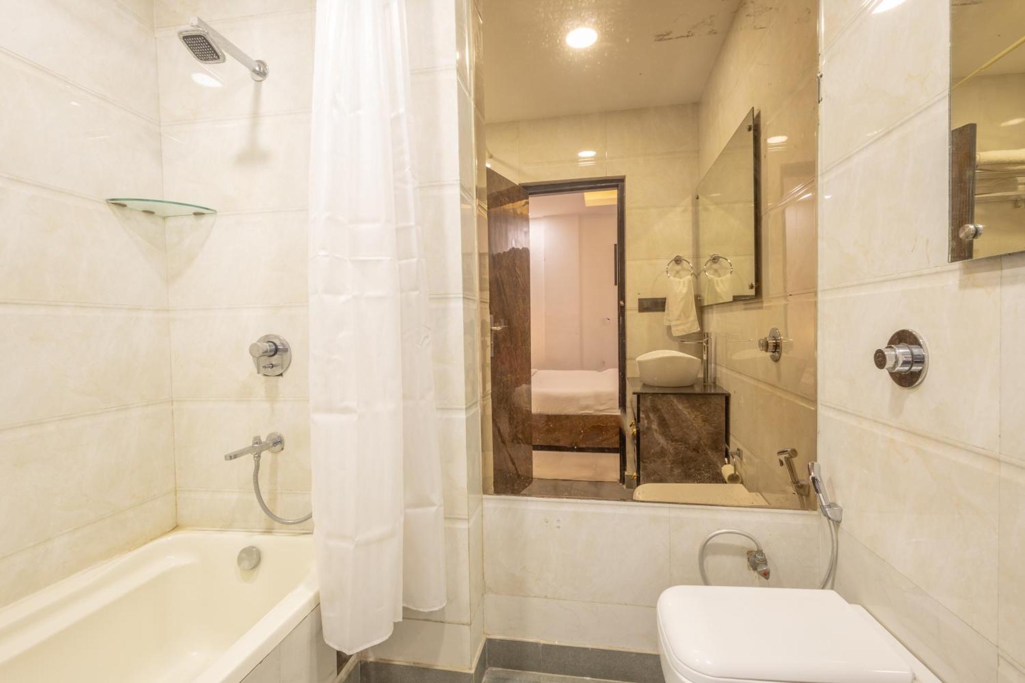 Hotel Cosmo Near Blk Hospital Karol Bagh Delhi  Eksteriør bilde